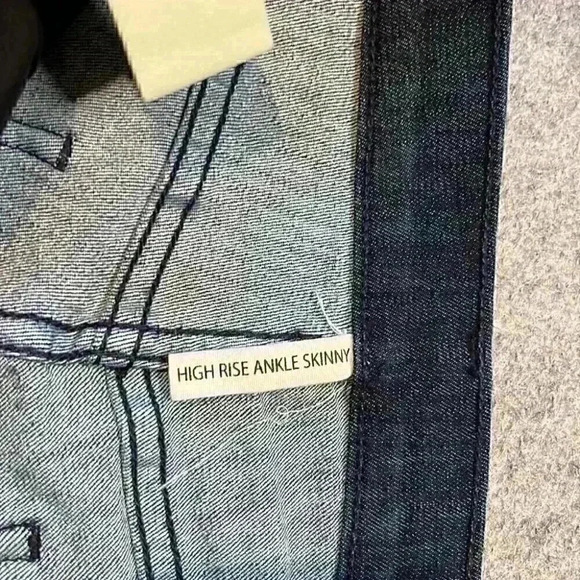 Rag & Bone High Rise Ankle Skinny, Indigo Wash. Size 26. - Picture 10 of 12